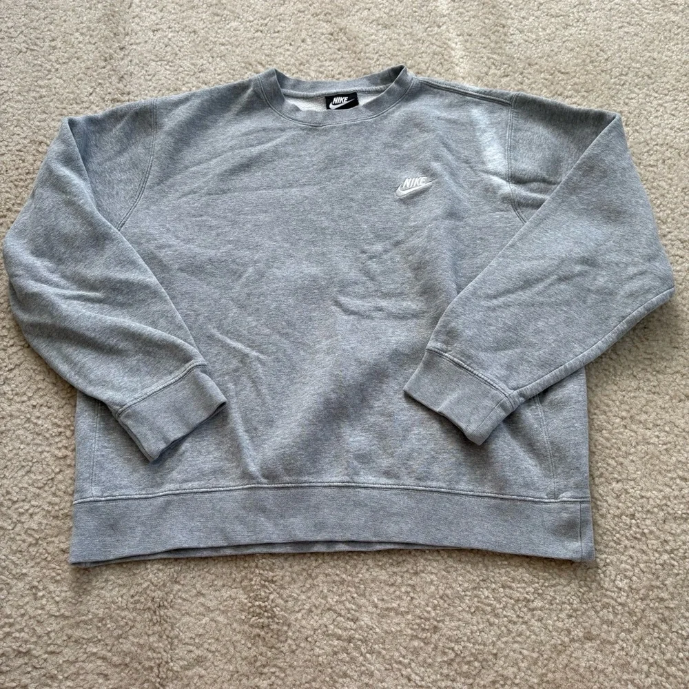 Nike Men's Gray Sweater - Picture 1 of 4